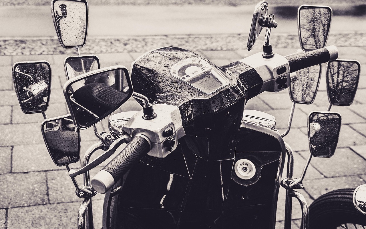 Come mantenere la tua moto pulita e asciutta anche in condizioni estreme